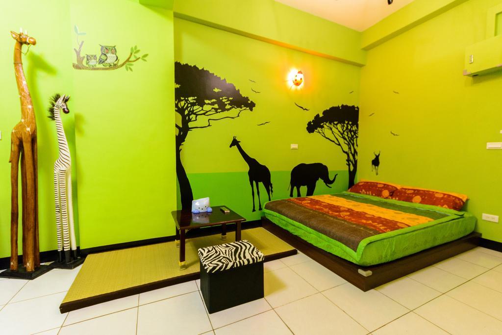 Play House Hotel Tainan Exterior photo