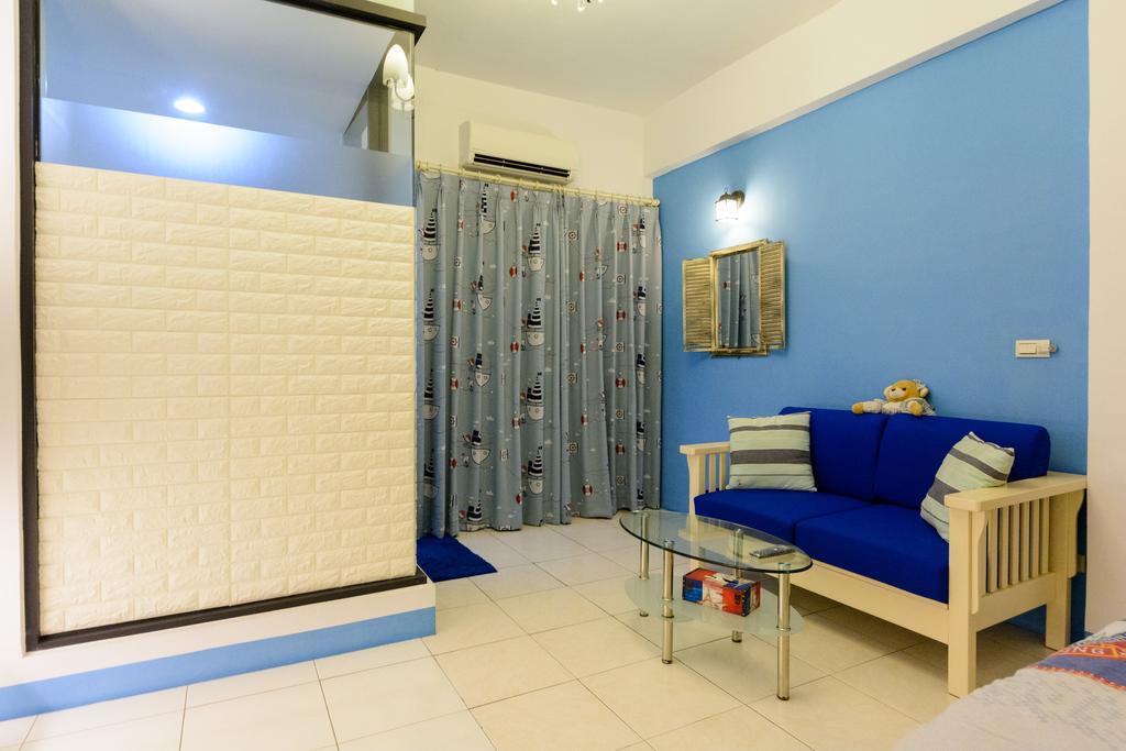 Play House Hotel Tainan Exterior photo
